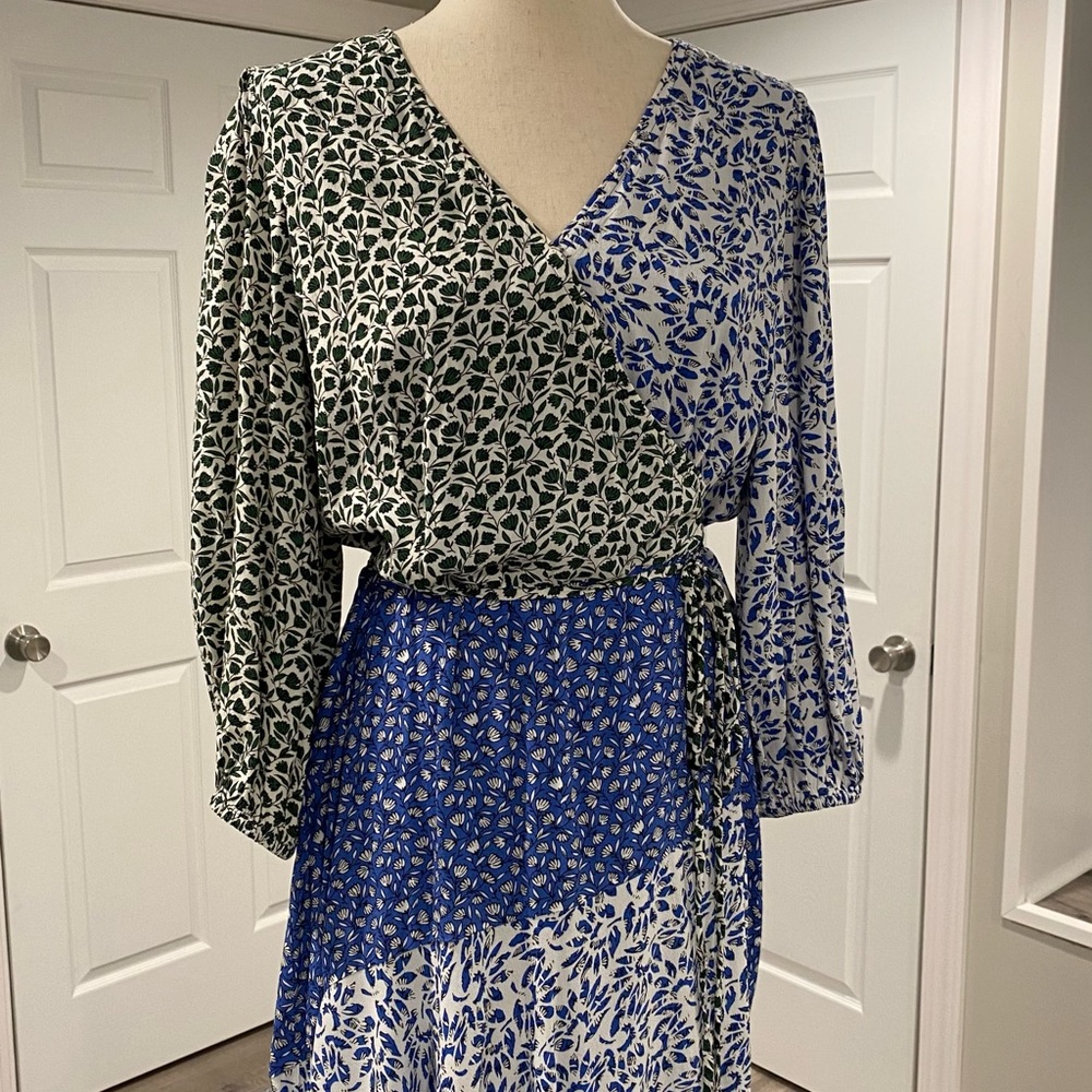 Floral Wrap Flare Dress - Picture 2 of 16